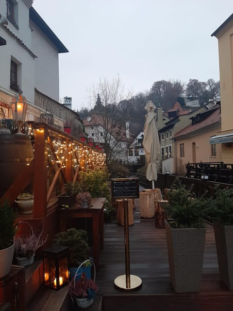 1000 years of history! Evening walking foodie tour - Why this evening Prague food walk is a smart way to plan