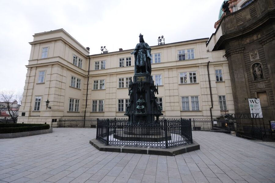3-Hour Prague Castle & Interiors Tour - Price and value: why $71 can make sense