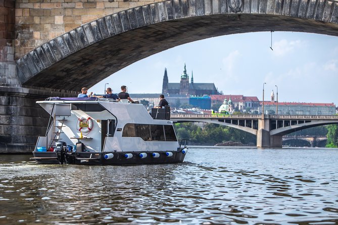 3 Hours Prague Private Boat Cruise Beer or Prosecco Unlimited - Why this 3-hour Vltava cruise works for Prague