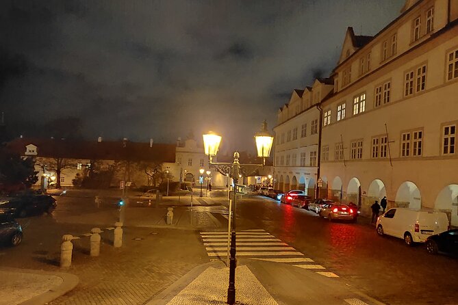 4-hour Private Prague by Night Tour - Prague Castle Complex: Power, Presidents, and Crown Jewels Lore