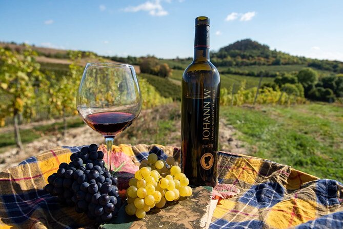 A delightful wine tasting in the scenic countryside with lunch - 4x4 Countryside Timing: Pickup, Drive, and When You Get Back