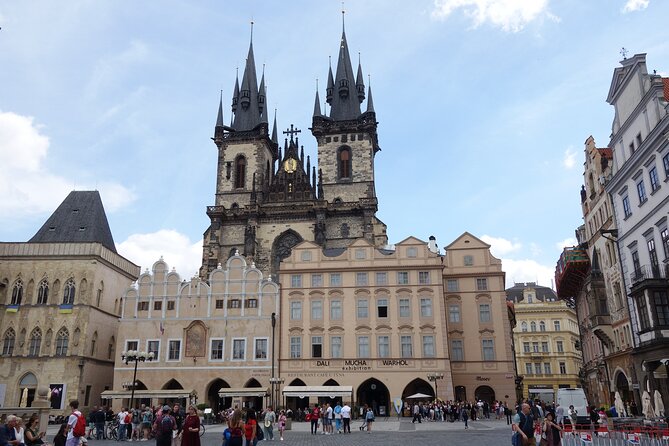 Best of Prague - City walking tour with Czech Cuisine Lunch - Old Town Hall and the Astronomical Clock: what to watch, what to ignore