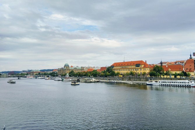 Big scooter tour of Prague, for two (audio guide) - Who this scooter tour suits best, and who should skip it