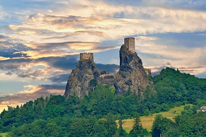 Bohemian Paradise and the Trosky castle tour - Prague pickup, onboard Wi-Fi, and an 8:30 am start