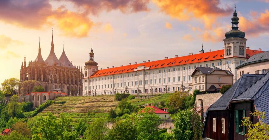 Bone Church and Kutna Hora Private Tour from Prague - Entrance Fees and Price Value for Up to 3
