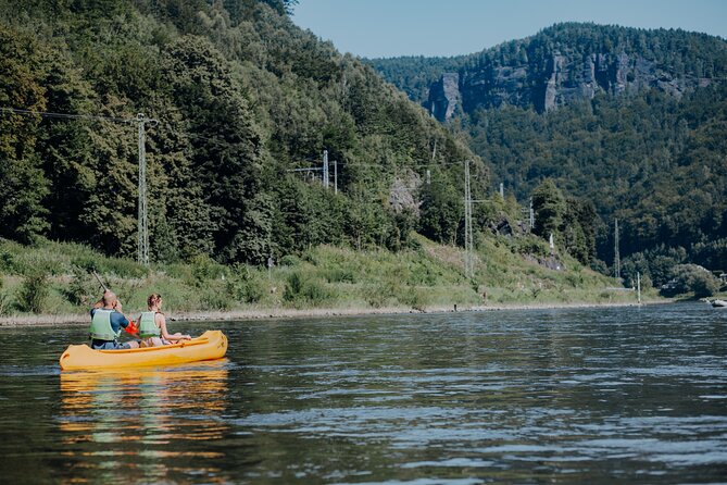 Canoeing on the Elbe river Děčín to Schmilka - The route flow: what happens between launching and reaching Schmilka