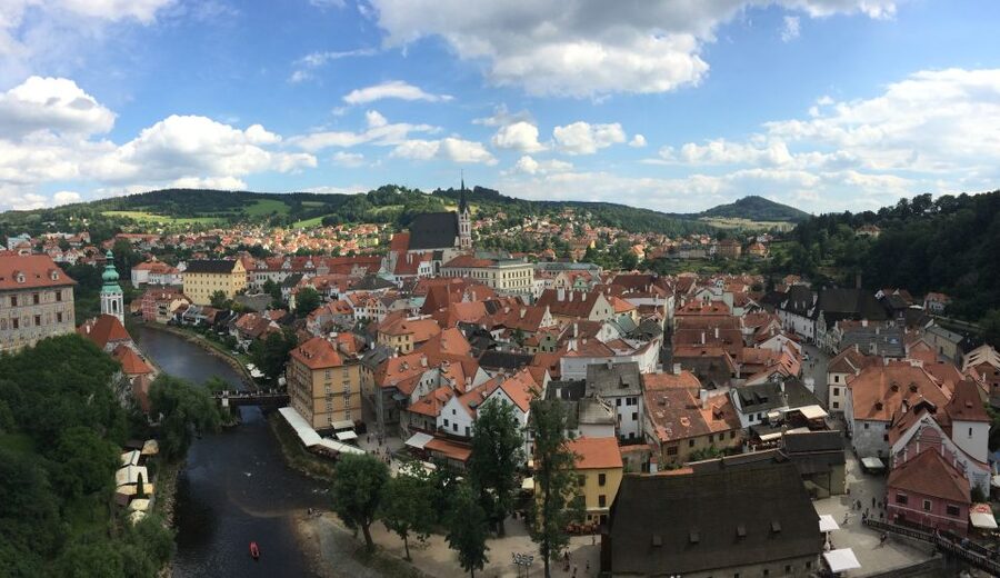 Český Krumlov: 2 Hour Private Walking Tour with Guide - Old Town Lanes and Latrán Quarters: Medieval Houses That Feel Close