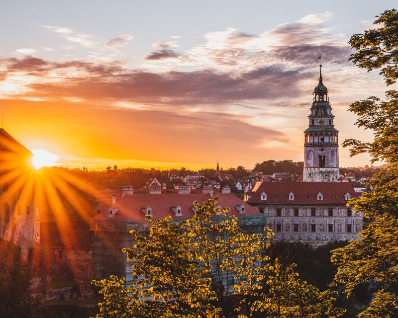 Český Krumlov: Half-Day Medieval Architecture Walking Tour - Who This Tour Is Best For, and Who Might Prefer Something Else