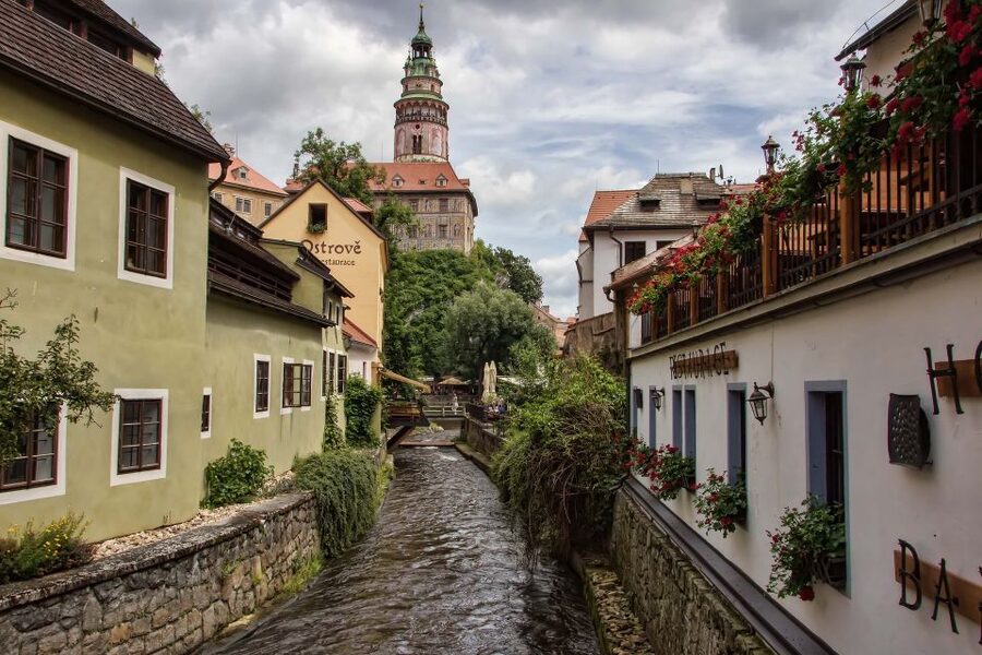 Cesky Krumlov Private Day Trip from Prague - Cesky Krumlov from Prague: what makes this private day trip work