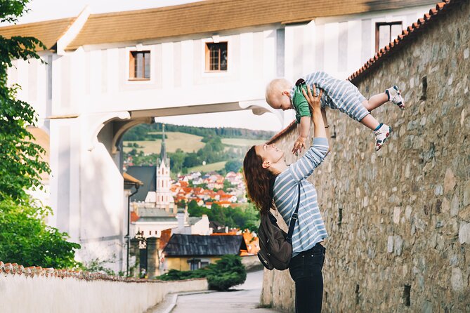 Cesky Krumlov Tour 4 hours - Church of St. Vitus: a short stop with big details
