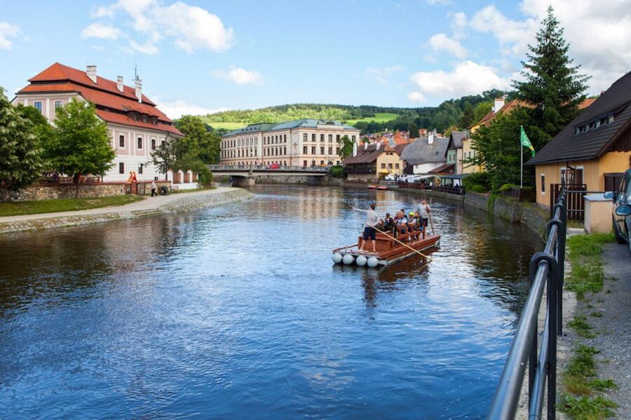 Český Krumlov: Wooden Raft River Cruise - Key Things I’d Book This For