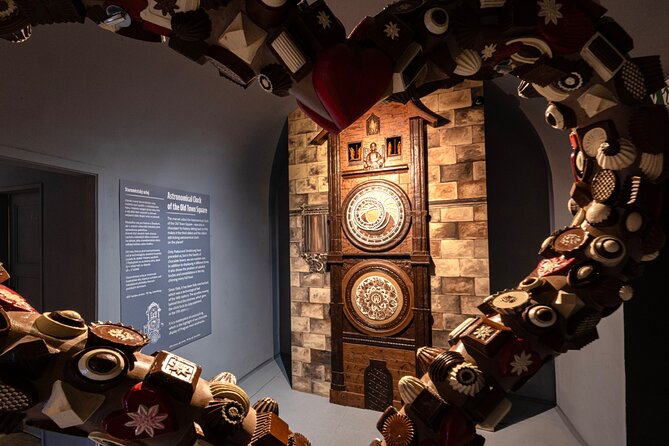 Choco Art Museum Admission Ticket - What You See: Statues, Jewels, And The Fashion Show Moment