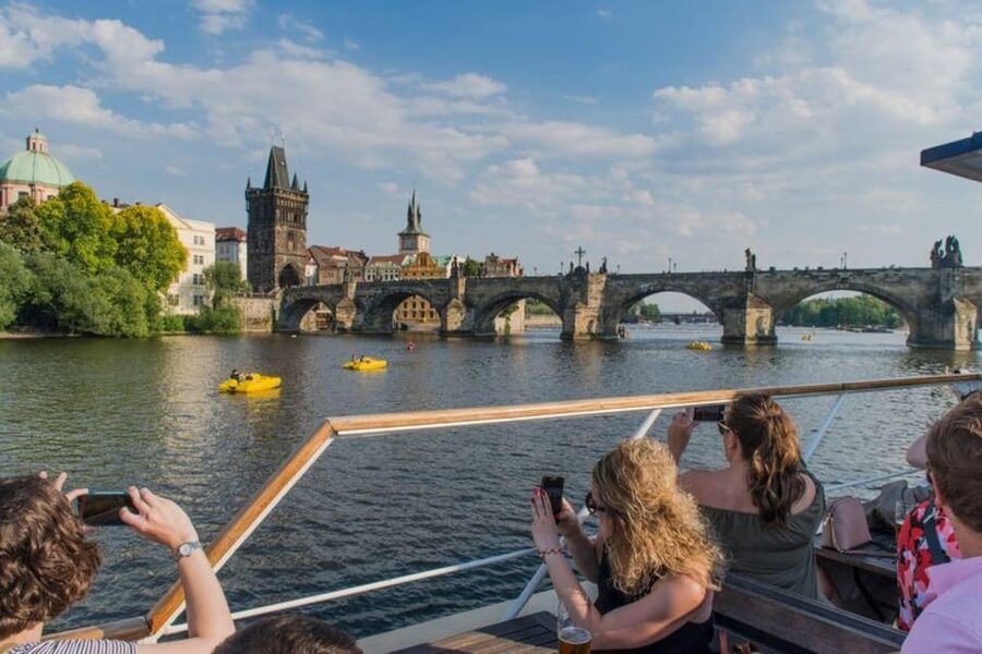 City Sightseeing Prague HOHO Bus, Castle Tour + River Cruise - Common Gotchas to Watch For Before You Go