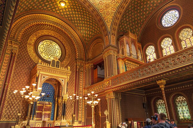 Classical Concert in Spanish Synagogue - Why this Spanish Synagogue concert feels different in Prague