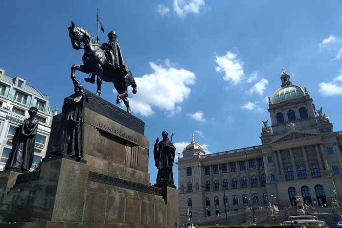 Communism and its fall Prague private tour - Hotel pickup on foot, plus how to fit it into a day