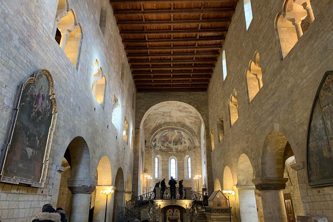 Complete Prague Castle Tour (Tickets to Interiors Included) - Old Royal Palace: Vladislav Hall and the Rooms That Explain Power