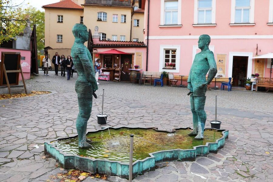 Contemporary art tour in Prague: the works of David Černý - The 10 urban works route through Malá Strana, Staré Město, and Nové Město