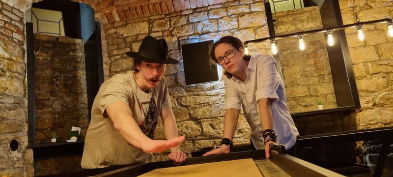 Crew Bar Prague: Open bar, ping pong or shuffleboard game - What not to expect: a quick reality check