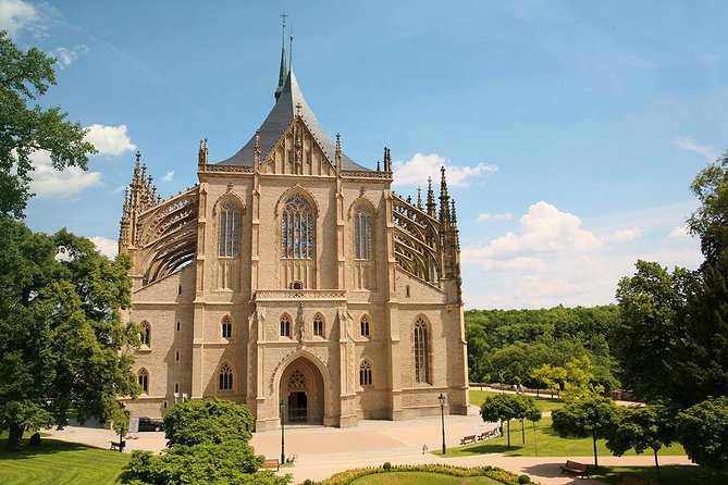 Day Trip to Kutná Hora by train from Prague - Group size, fitness, and when the day can feel rushed