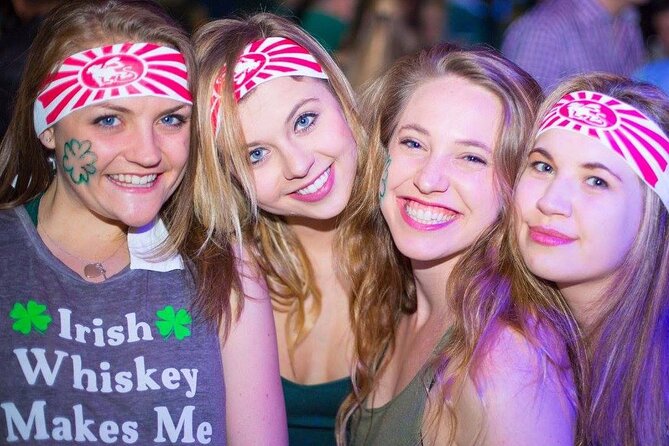 Drunken Monkey Pub Crawl with Open Bar & Club Entry - Crowds, timing, and the smart way to follow the schedule
