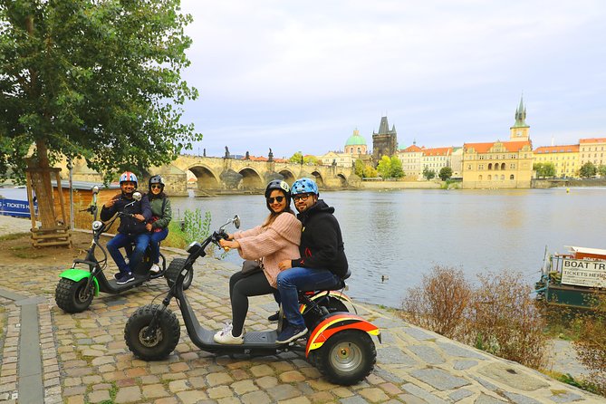E-Bike, E-Scooter Viewpoint Fun Tour - Families and Solo Riders: Who This Works For Best