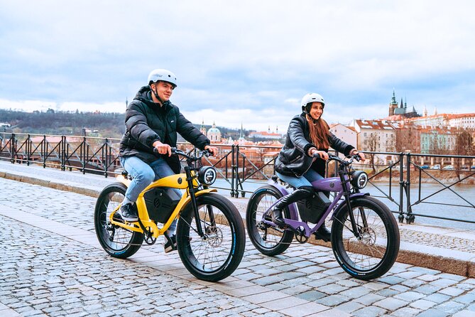 E-BIKE TOUR: 10 Must-See Landmarks & Viewpoints in Prague 1-8per. - Kafka Museum area and Rudolfinum: art beside the landmarks