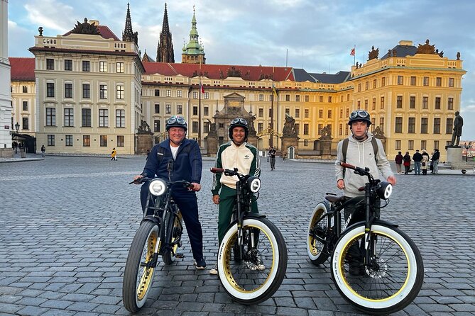 Ebike tour in Prague - Express Tour - Rudolfinum and Parizská Street: culture from the outside, luxury on cue