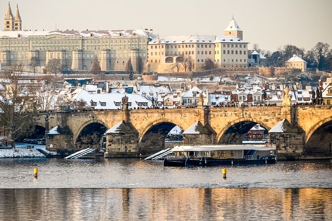 Evening Eco Cruise With a Glass of Prosecco in Bohemia - Key highlights at a glance