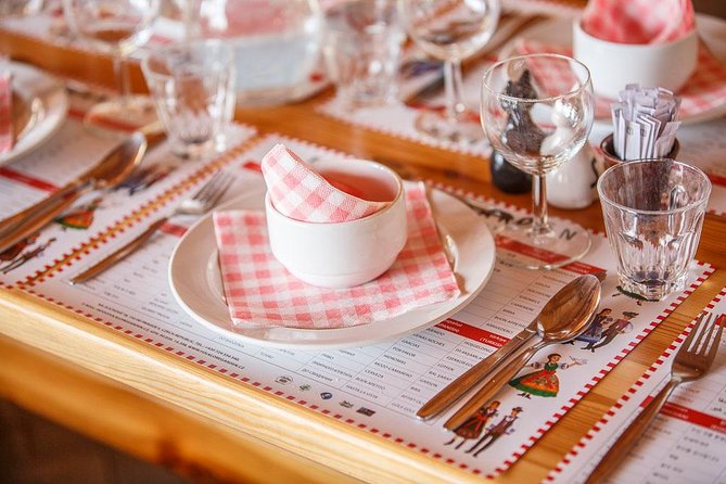 Folklore Evening with Music and Dinner - Small But Important Practical Tips