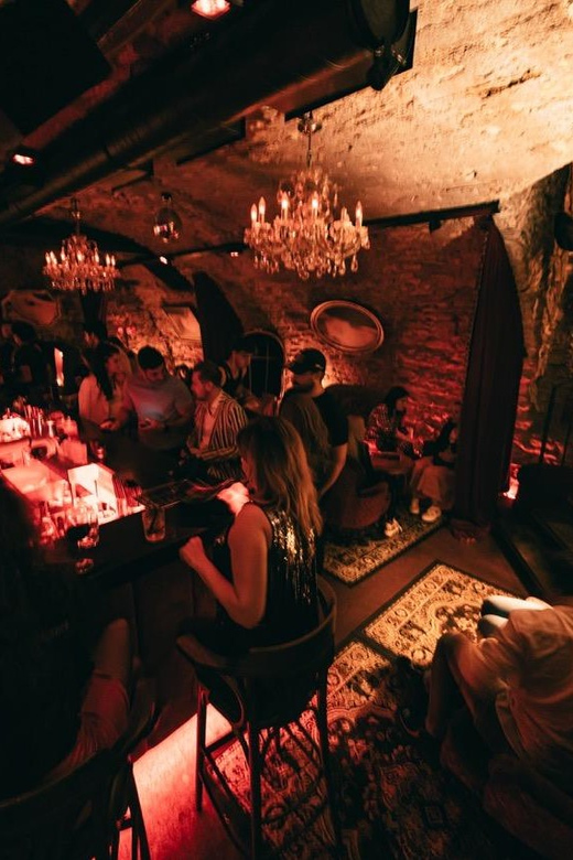 Friday Night Live Music in Old Town at Le Valmont - How to plan your Friday night around a 2-hour show