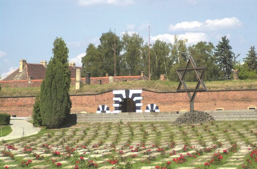 From Prague: All-inclusive Bus Tour to Terezin Memorial - The Meeting Point on Parizska Street, and How to Avoid Stress