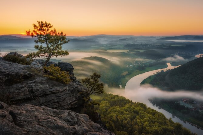 From Prague: Bohemian & Saxon Switzerland Small-Group Hike - Getting there comfortably from Prague, and crossing into Germany