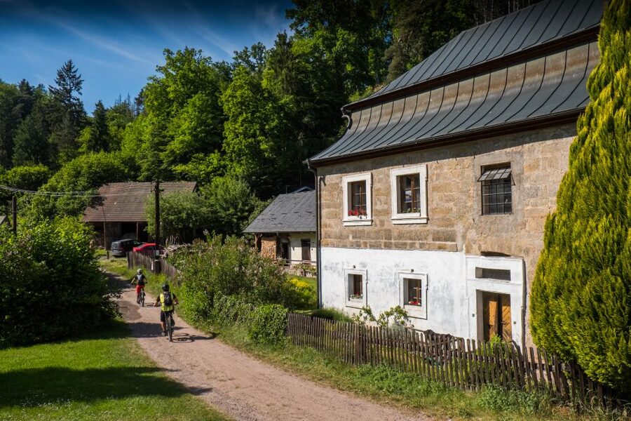 From Prague: E-Mountain Biking Trip to the Bohemian Paradise - Two More Castle Stops Near the Finish