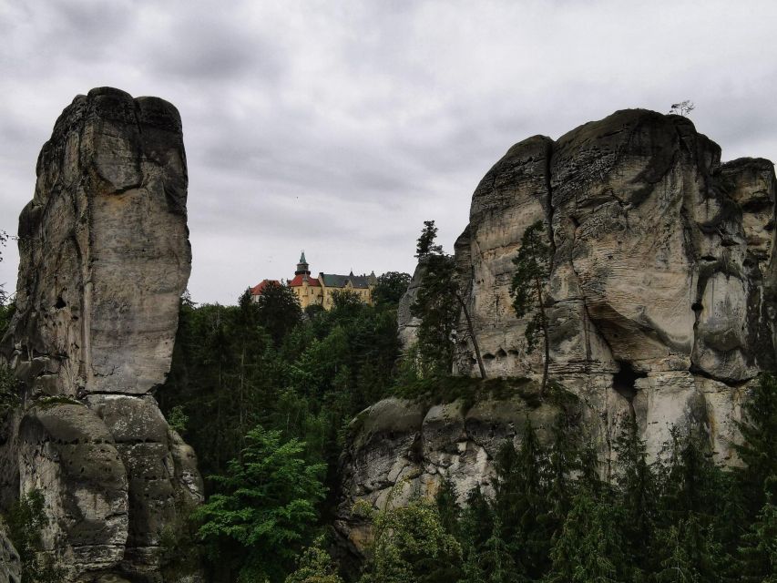 From Prague: Full-Day Bohemian Paradise Guided Hiking Trip - Guides and group feel: why this hike feels personal