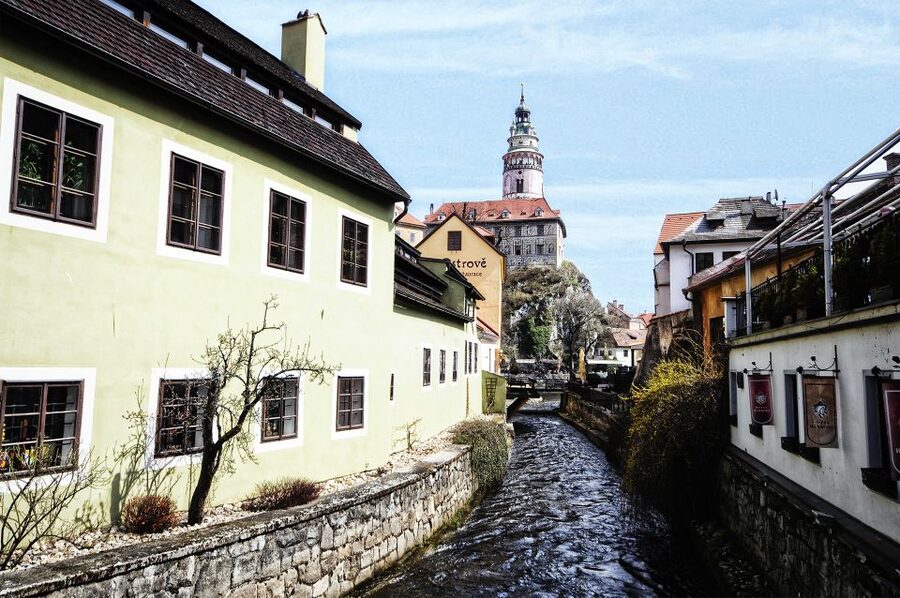 From Prague: Full-Day Český Krumlov Tour with Lunch - Entering Český Krumlov: UNESCO streets you can actually enjoy