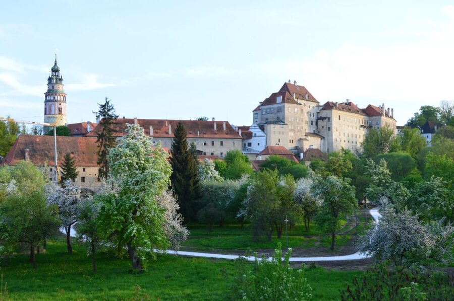 From Prague: Full-Day Trip to Český Krumlov - On foot through the old town and the noble family names