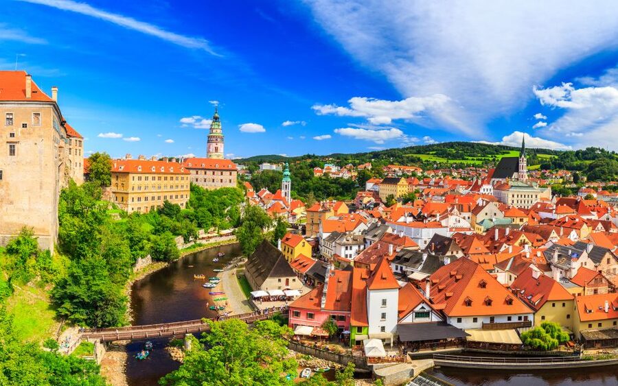 From Prague: Full-Day Trip to Český Krumlov - Price and value for a 90 USD full day
