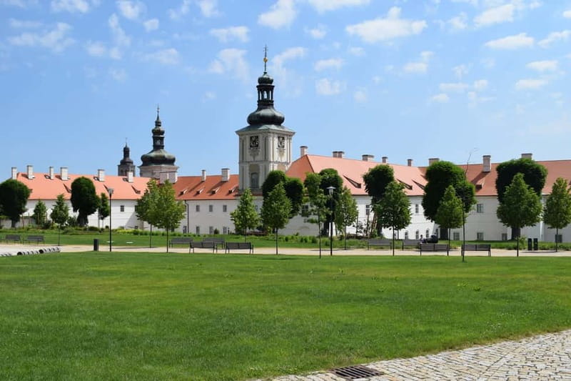 From Prague: Half-Day Coach Tour to Kutná Hora - Who This Tour Suits Best, and Who Should Skip It