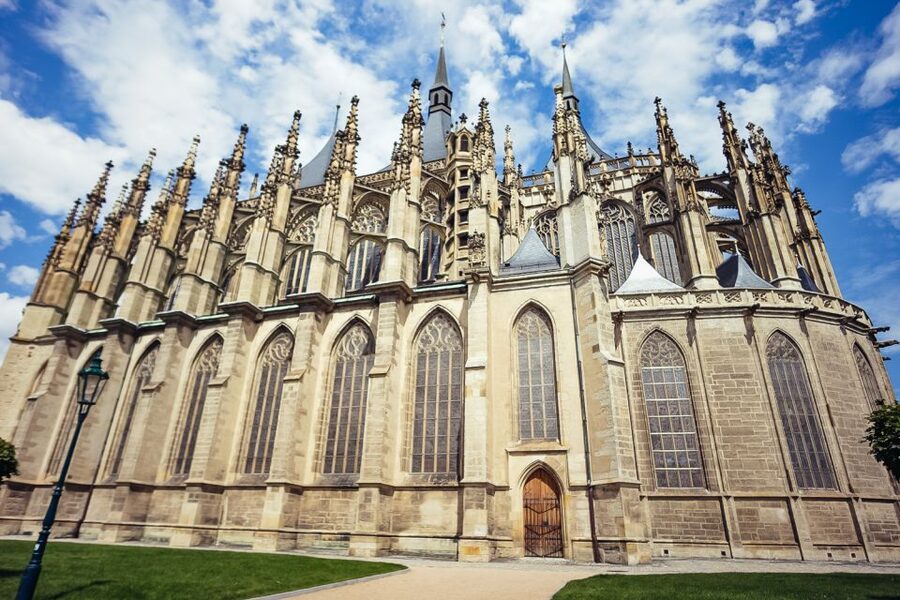 From Prague: Kutna Hora and Bone Chapel Tour - Sedlec Ossuary Bone Chapel, seeing death turned into art