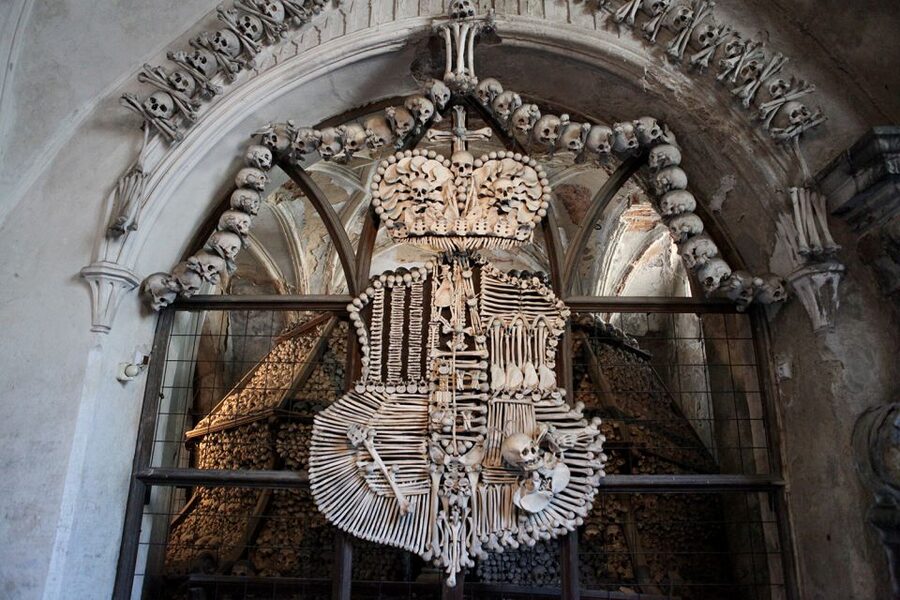 From Prague: Kutna Hora and Bone Chapel Tour - Who this Kutná Hora bone chapel tour fits best
