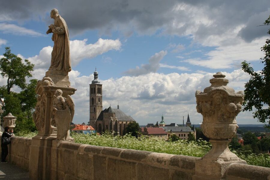 From Prague: Kutná Hora Day Excursion with Bone Church - Kutná Hora Town Center Walk: UNESCO Streets You Can Actually Enjoy