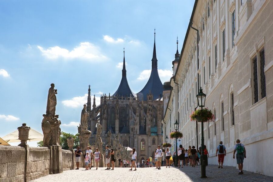 From Prague: Kutna Hora UNESCO Site Tour with Bone Chapel - Sedlec Ossuary (Bone Chapel), what makes it unforgettable