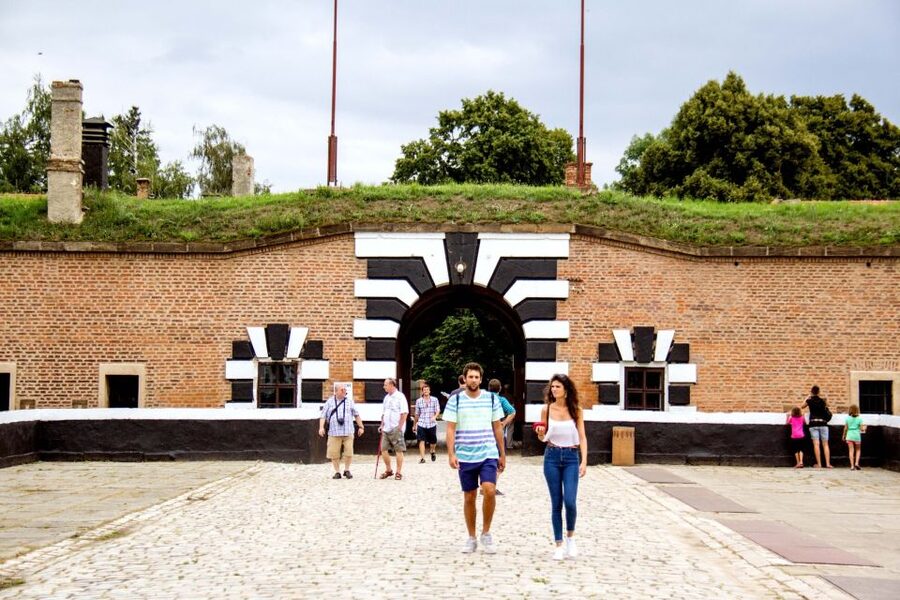 From Prague: Terezin Concentration Camp Tour - Prague to Terezín in 5 Hours, A Tight Schedule for Heavy Ground