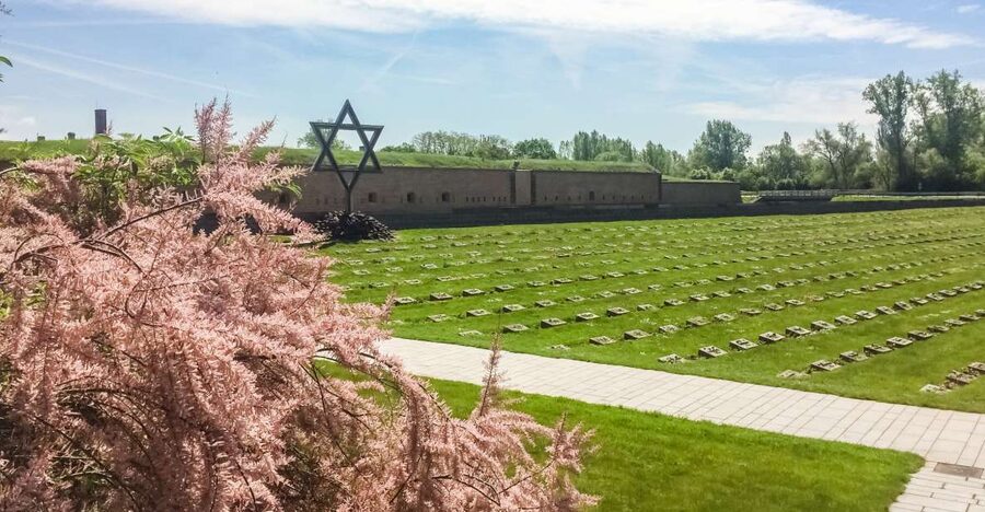 From Prague: Tour of Terezin Concentration Camp - Guides, languages, and how to pick the right day