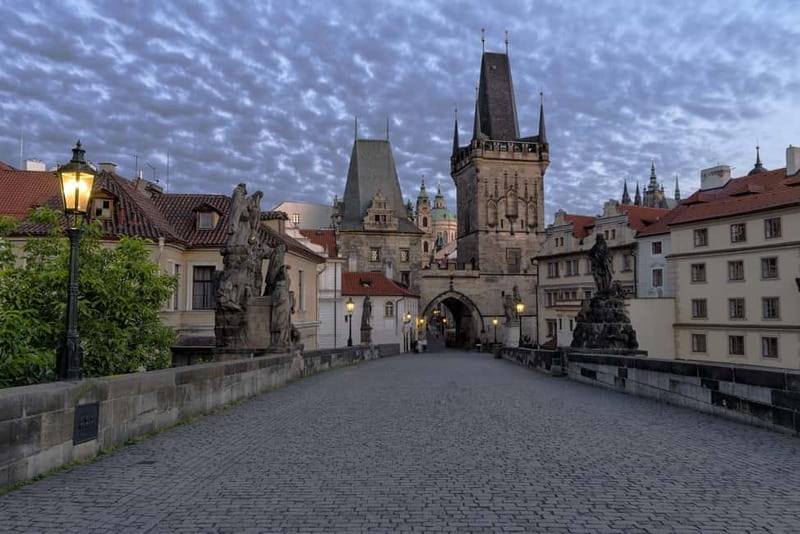 From Vienna: Full-Day Trip to Prague - Prague hits in an efficient loop: Old Town, Wenceslas Square, and Parisian Street