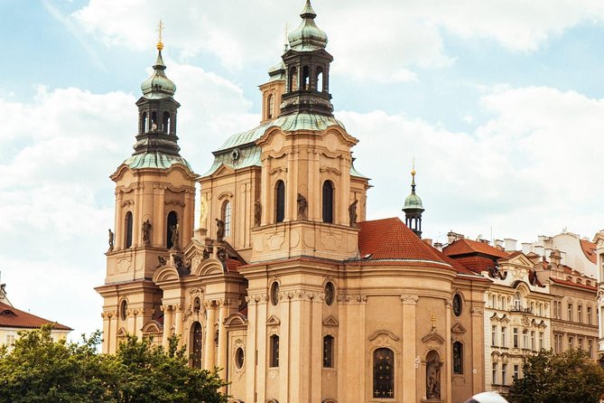 Full Coverage Prague Private City Tour - Staromestske Namesti: The Defenestration Story Behind the Square