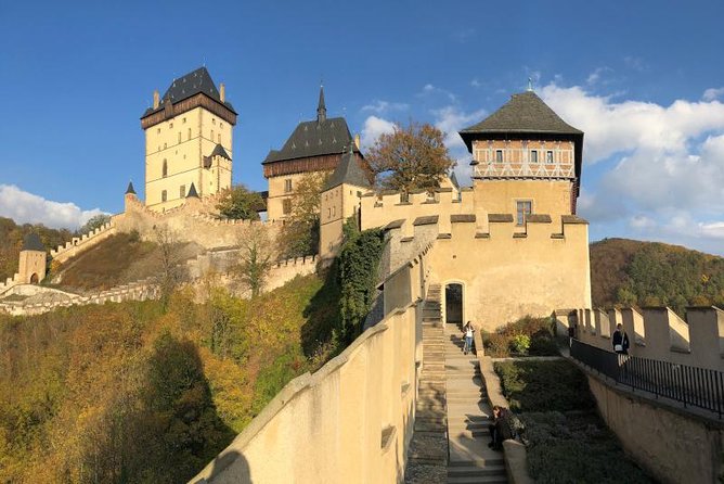 Full-Day Countryside Bike Tour to Karlstejn Castle (small group) - Hlasná Třebáň lunch break: the reset button