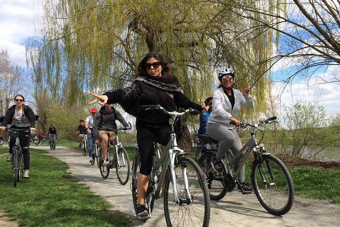 Full-Day Countryside E-Bike Tour to Karlstejn Castle (small group - Along the Berounka River: Cernosice and Dobrichovice Breaks