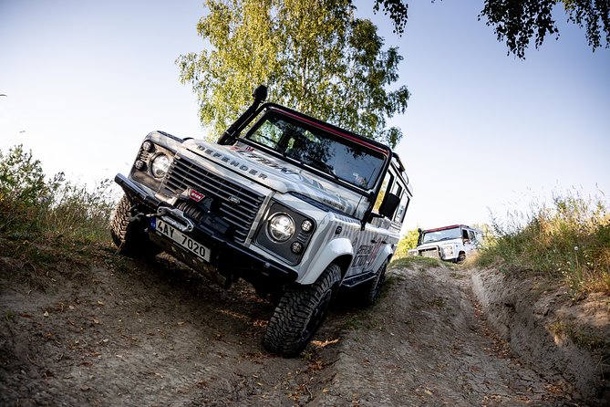Full-day Land Rover driving off-road experience Prague - Getting From Prague to Moravia: Pickup and Meeting Setup