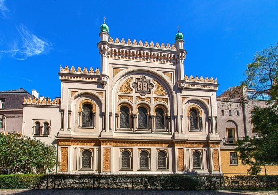 Go City Prague Pass - Top Attractions and Hop-On Hop-Off Bus - Price and Value: When This Pass Saves You Money